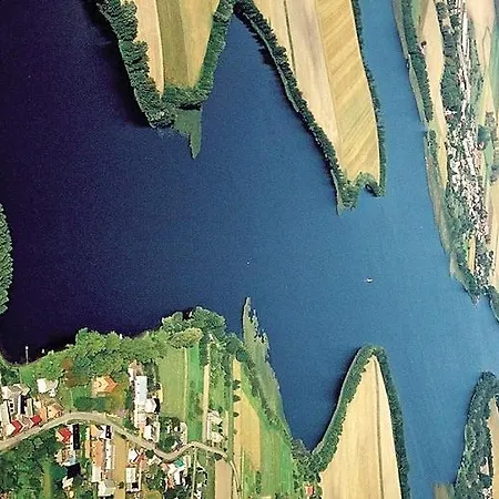 Ostoja Nad Jeziorem 度假居