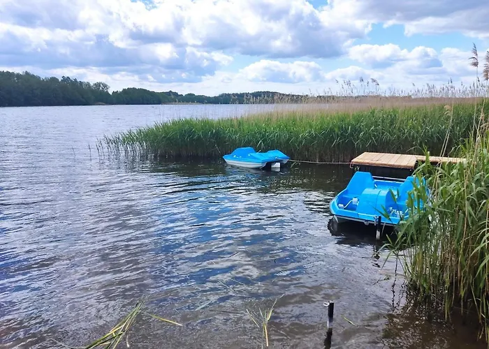 Ostoja Nad Jeziorem Holiday home Slawianowo